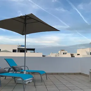 Calima House , Caleta de Sebo España
